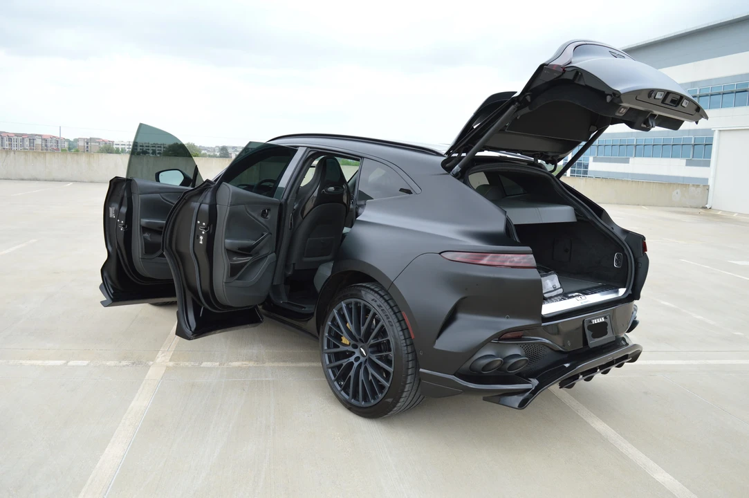2023 Aston Martin DBX 707 - Image 15 of 31