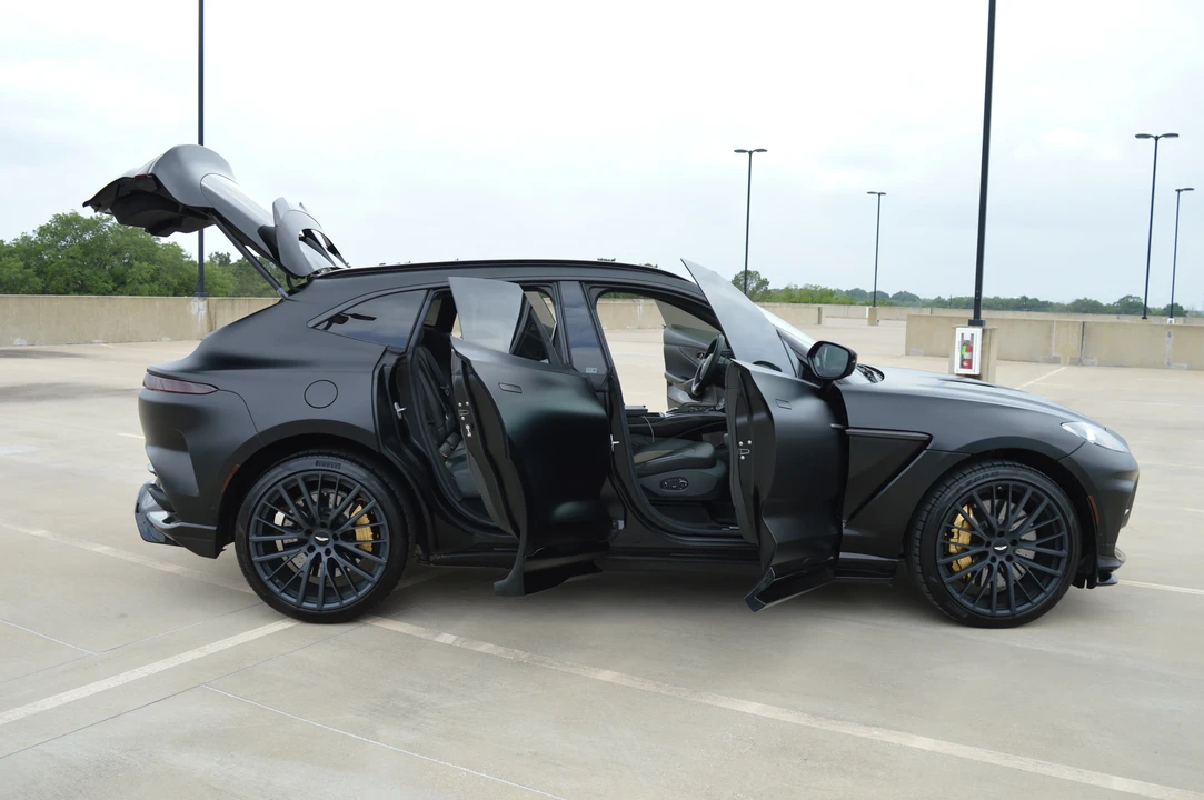 2023 Aston Martin DBX 707 - Image 17 of 31