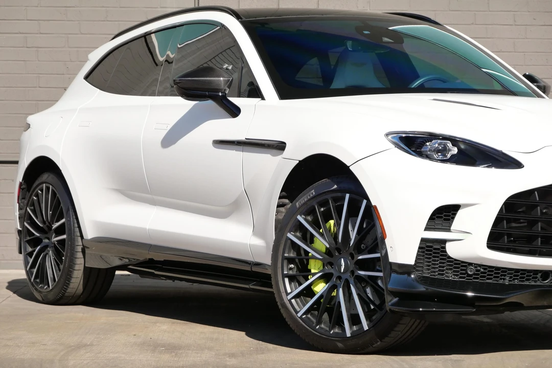 2023 Aston Martin DBX 707 - Image 15 of 31