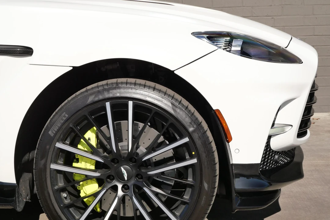 2023 Aston Martin DBX 707 - Image 17 of 31
