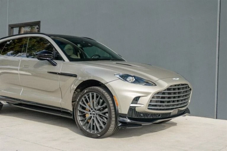 2023 Aston Martin DBX - Image 20 of 20