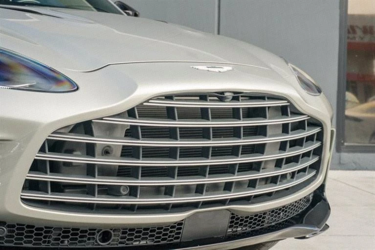 2023 Aston Martin DBX - Image 13 of 20