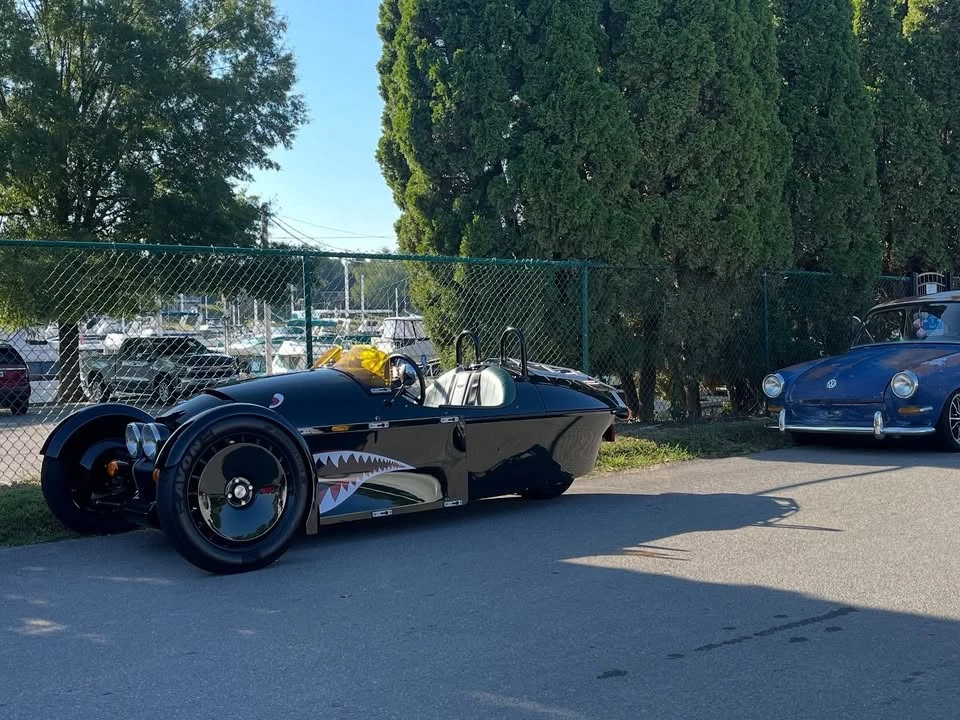 2023 Aston Martin - Image 3 of 3
