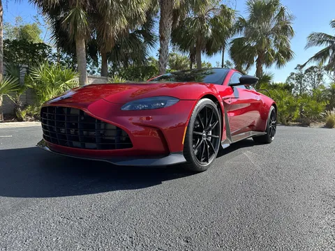 2023 Aston Martin V12 Vantage (2022+) - Image 2 of 31