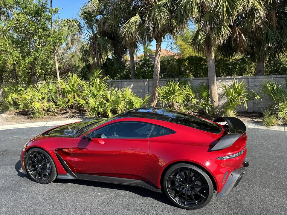 2023 Aston Martin V12 Vantage (2022+) - Image 19 of 31