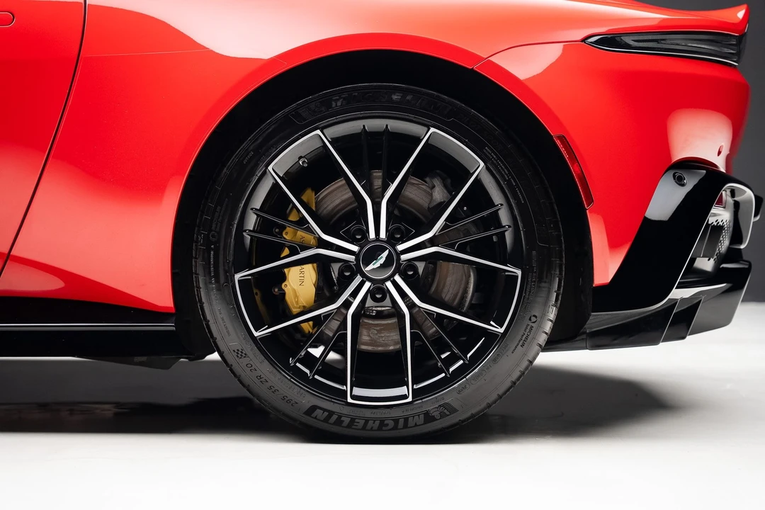 2023 Aston Martin V8 Vantage (2019+) - Image 21 of 31