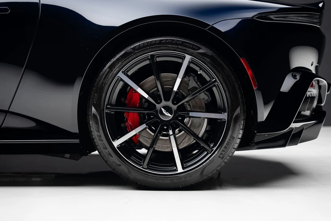 2023 Aston Martin V8 Vantage (2019+) - Image 20 of 31