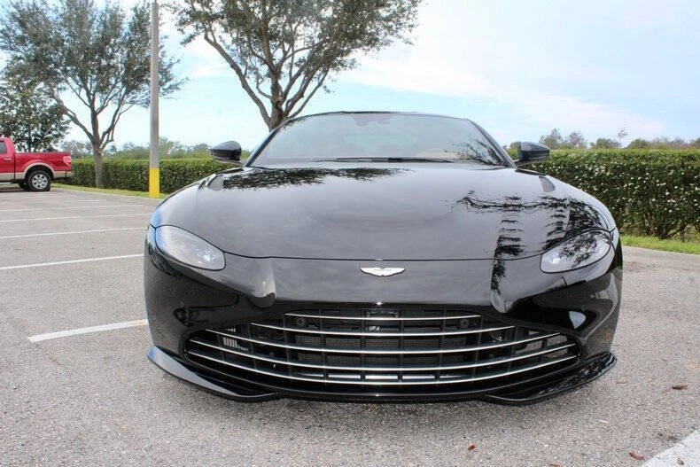 2023 Aston Martin Vantage - Image 6 of 31