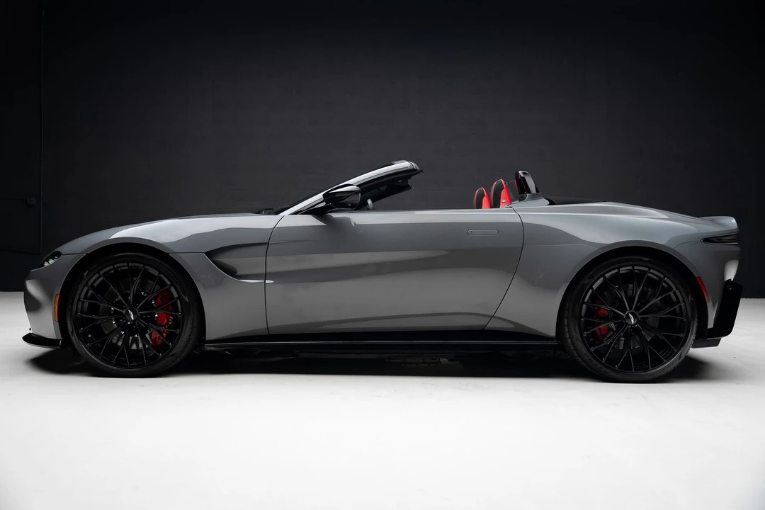 2023 Aston Martin V8 Vantage (2019+) - Image 19 of 31