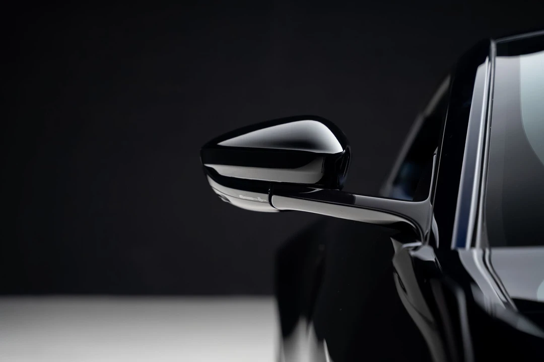 2023 Aston Martin V8 Vantage (2019+) - Image 13 of 31