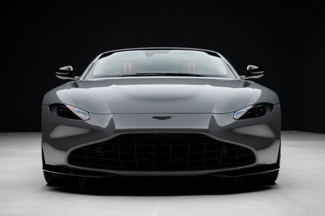 2023 Aston Martin V8 Vantage (2019+) - Image 10 of 31