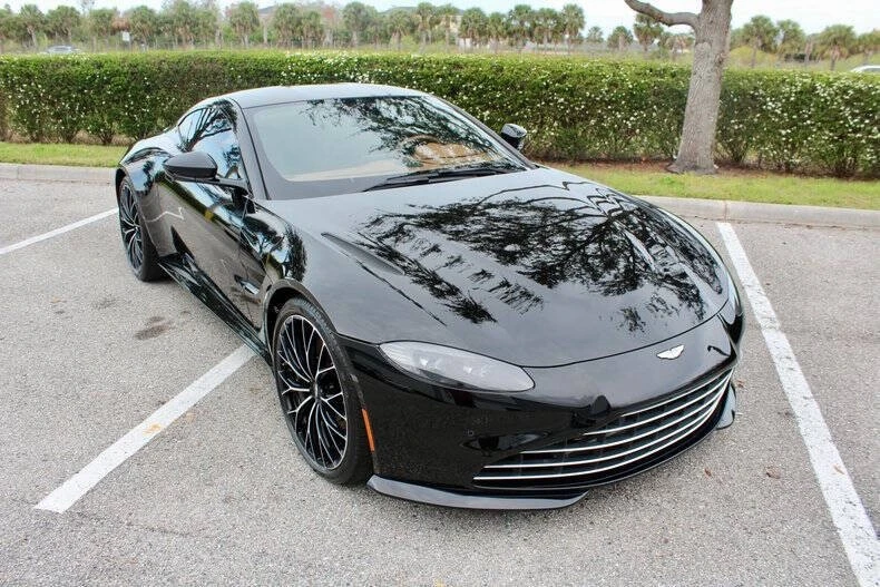 2023 Aston Martin Vantage - Image 20 of 31