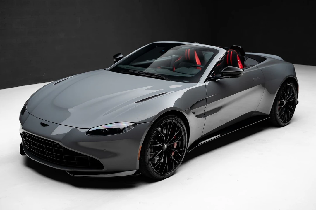 2023 Aston Martin V8 Vantage (2019+) - Image 7 of 31