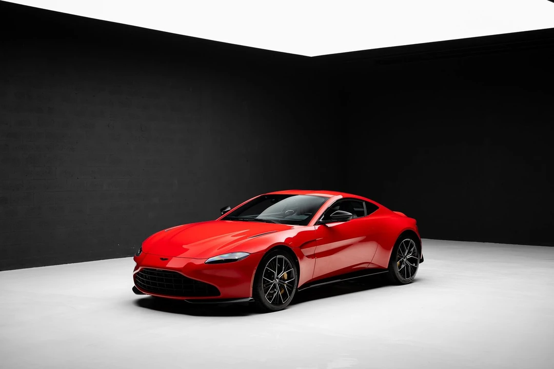 2023 Aston Martin V8 Vantage (2019+) - Image 4 of 31