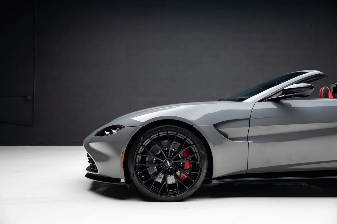 2023 Aston Martin V8 Vantage (2019+) - Image 20 of 31