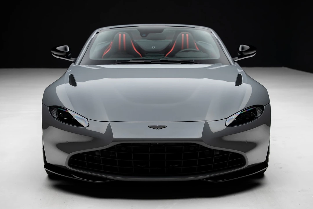 2023 Aston Martin V8 Vantage (2019+) - Image 9 of 31