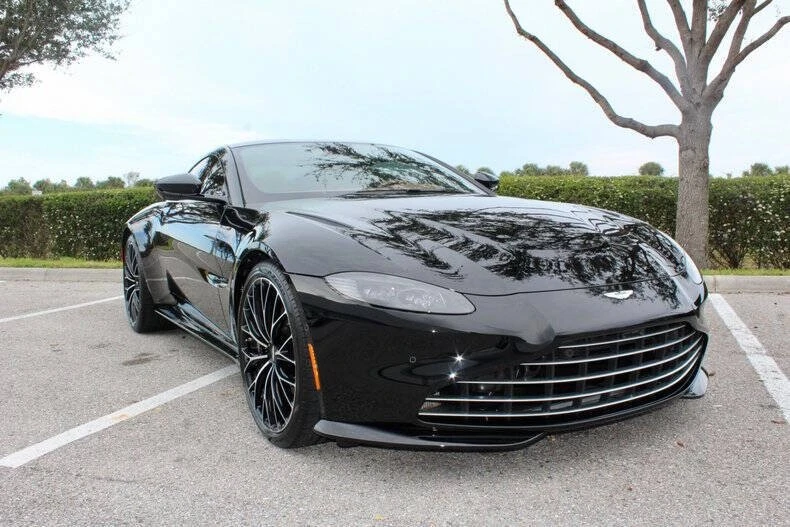 2023 Aston Martin Vantage - Image 5 of 31