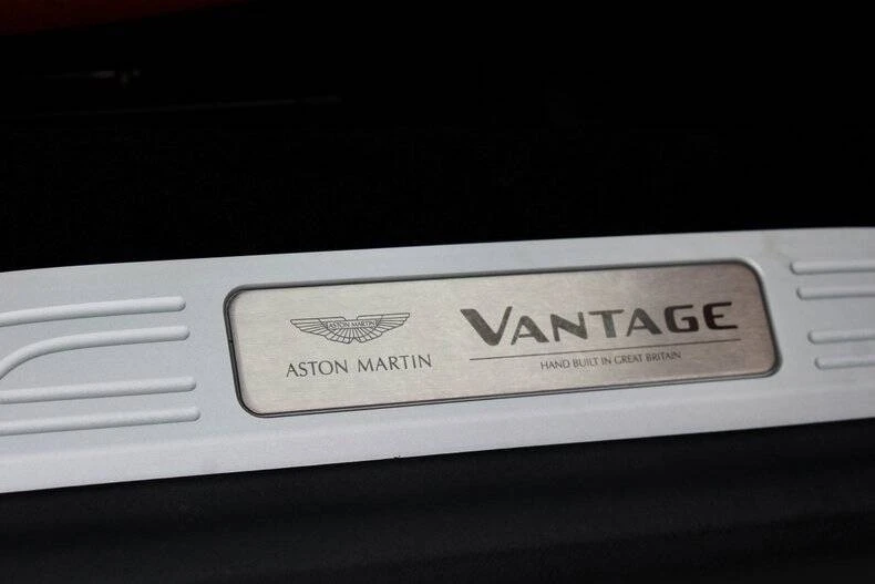 2023 Aston Martin Vantage - Image 31 of 31
