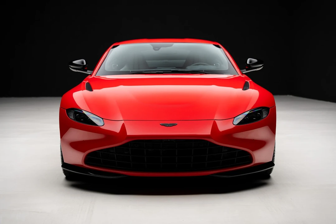 2023 Aston Martin Vantage - Image 7 of 31