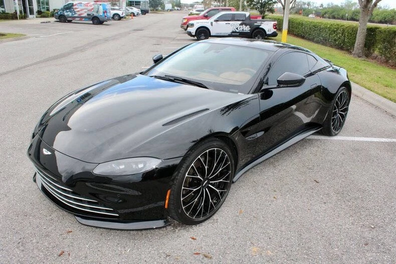 2023 Aston Martin Vantage - Image 22 of 31