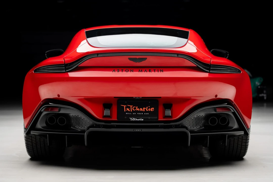 2023 Aston Martin Vantage - Image 26 of 31
