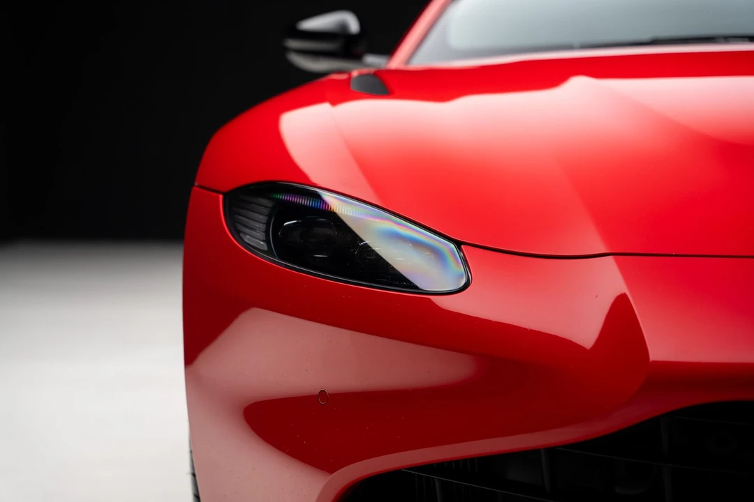 2023 Aston Martin Vantage - Image 9 of 31