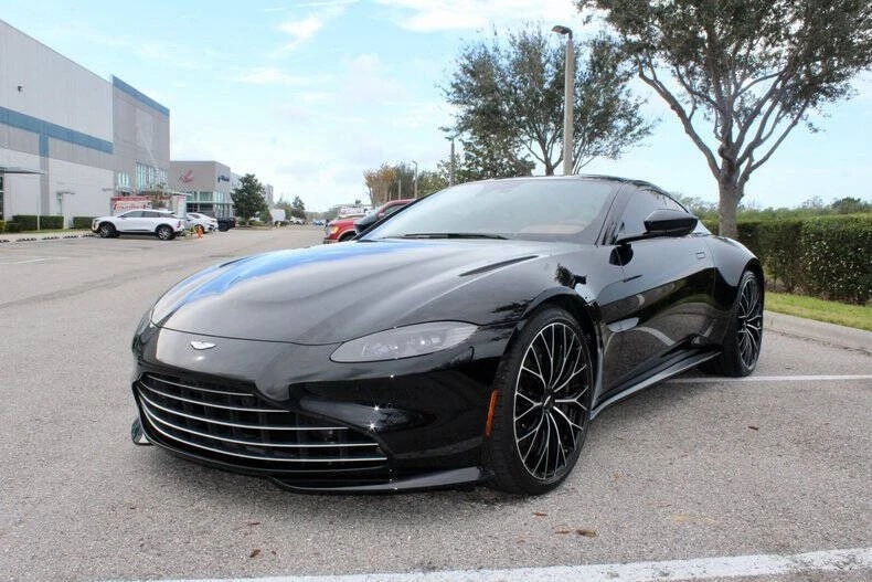 2023 Aston Martin Vantage - Image 7 of 31