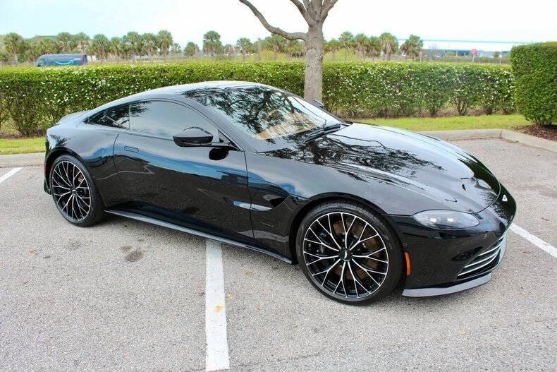 2023 Aston Martin Vantage - Image 19 of 31