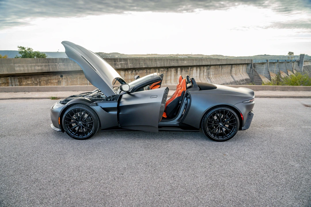 2023 Aston Martin V8 Vantage (2019+) - Image 21 of 31