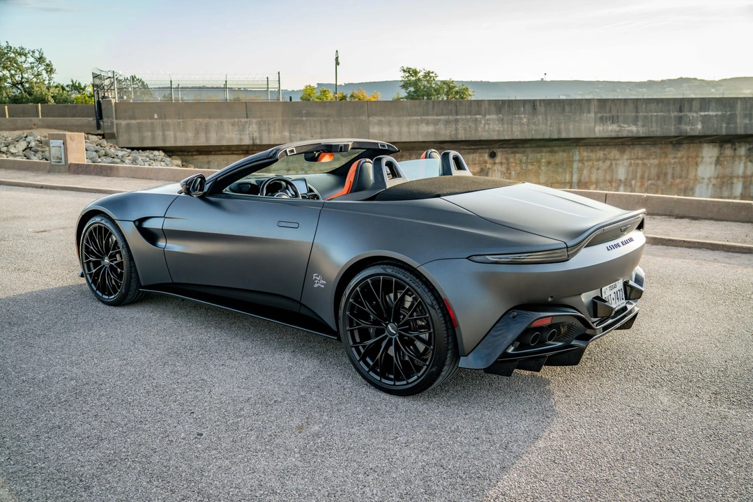 2023 Aston Martin V8 Vantage (2019+) - Image 9 of 31