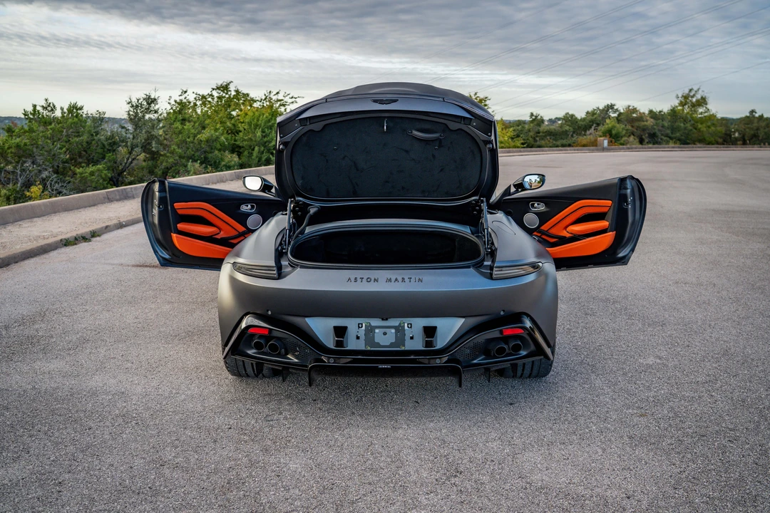 2023 Aston Martin V8 Vantage (2019+) - Image 25 of 31