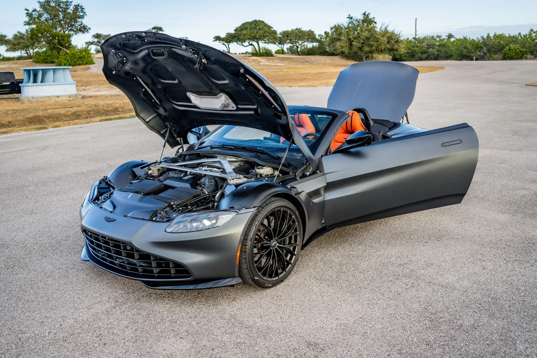 2023 Aston Martin V8 Vantage (2019+) - Image 19 of 31