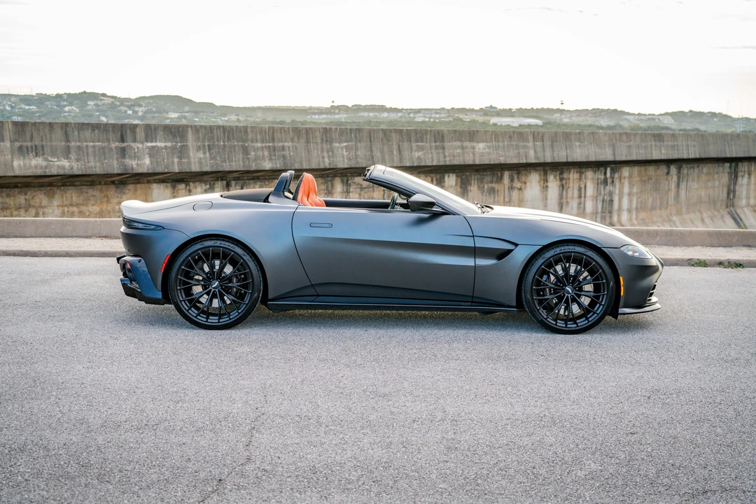 2023 Aston Martin V8 Vantage (2019+) - Image 11 of 31