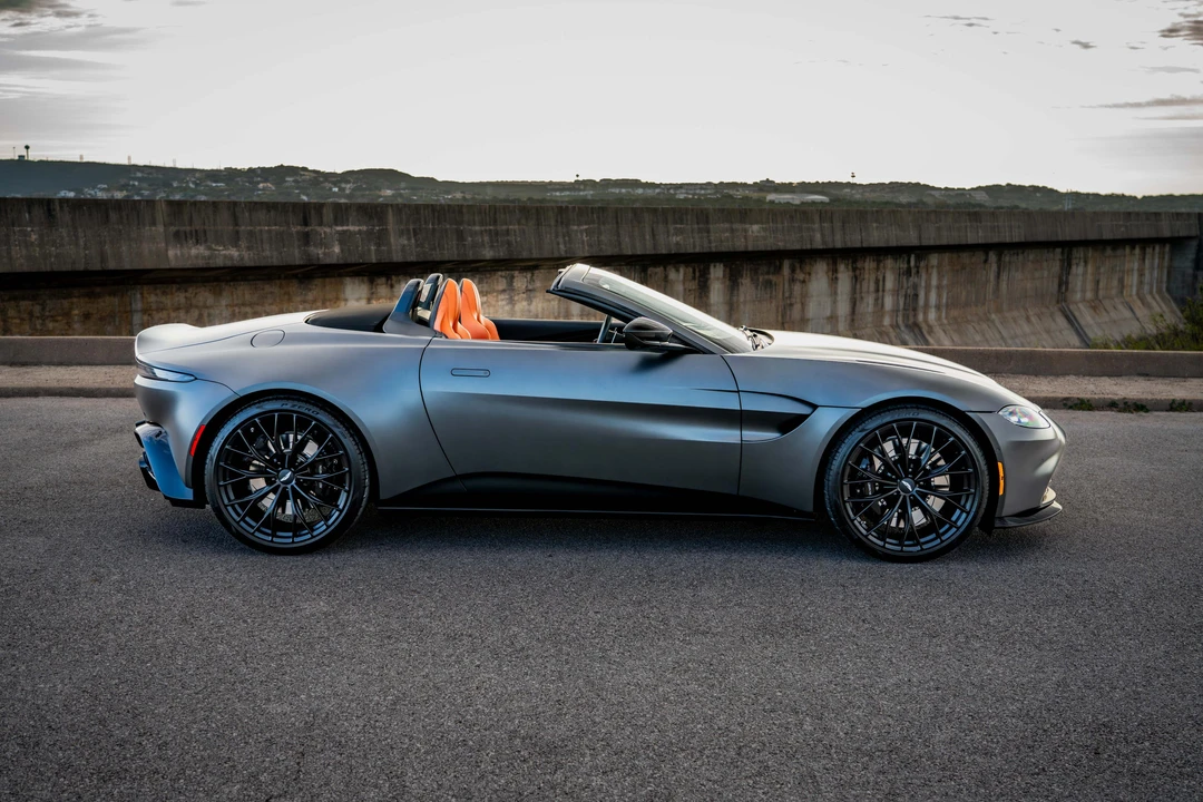 2023 Aston Martin V8 Vantage (2019+) - Image 12 of 31