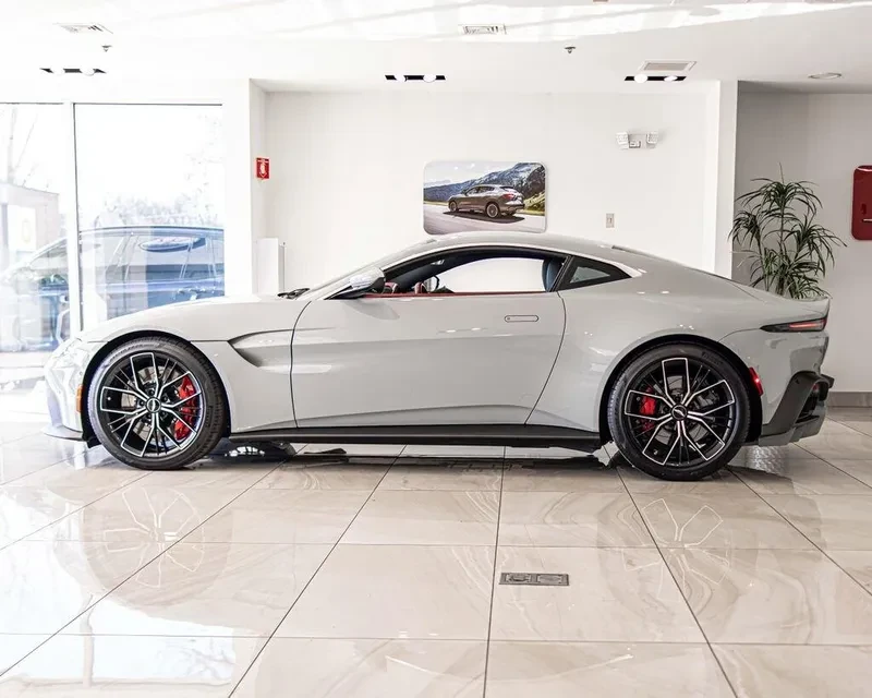 2023 Aston Martin Vantage - Image 7 of 18