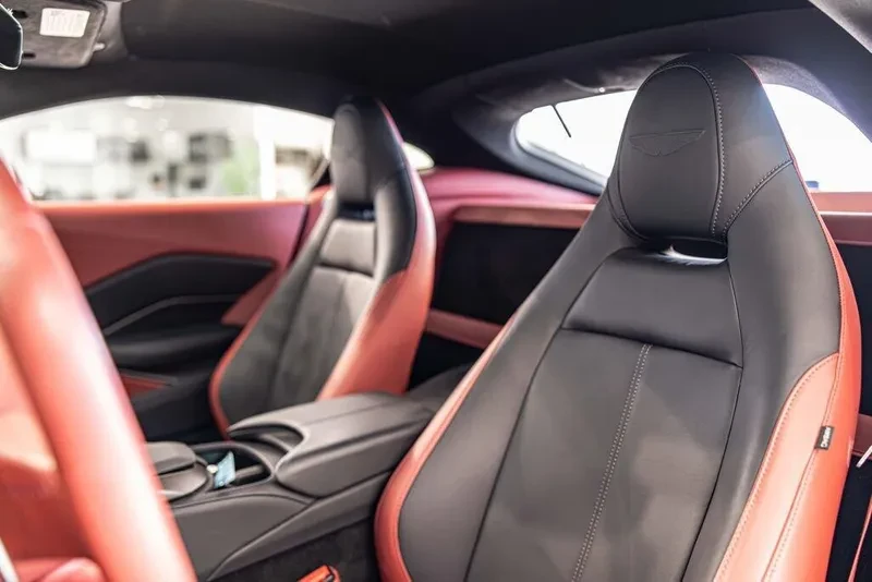 2023 Aston Martin Vantage - Image 12 of 18