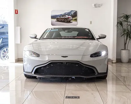 2023 Aston Martin Vantage - Image 2 of 18