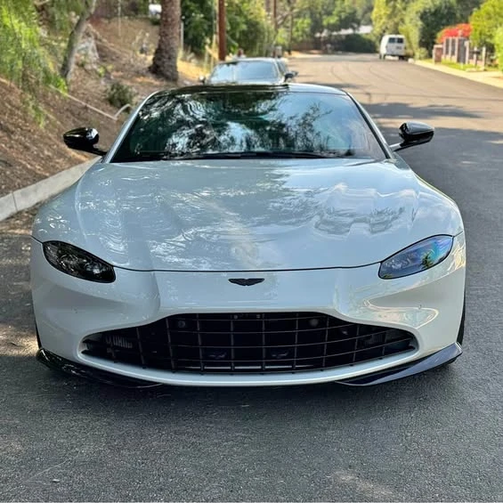 2023 Aston Martin V8 Vantage (2019+) - Image 1 of 12