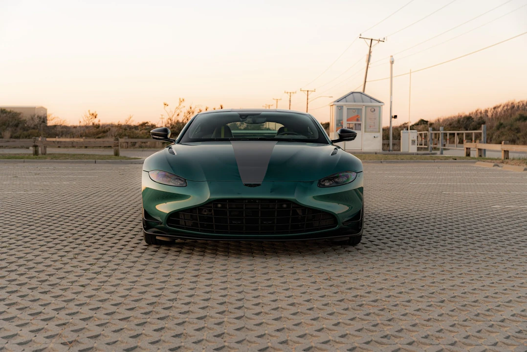 2023 Aston Martin V8 Vantage (2019+) - Image 11 of 31