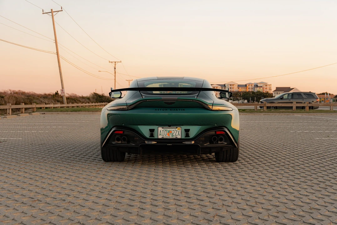 2023 Aston Martin V8 Vantage (2019+) - Image 13 of 31