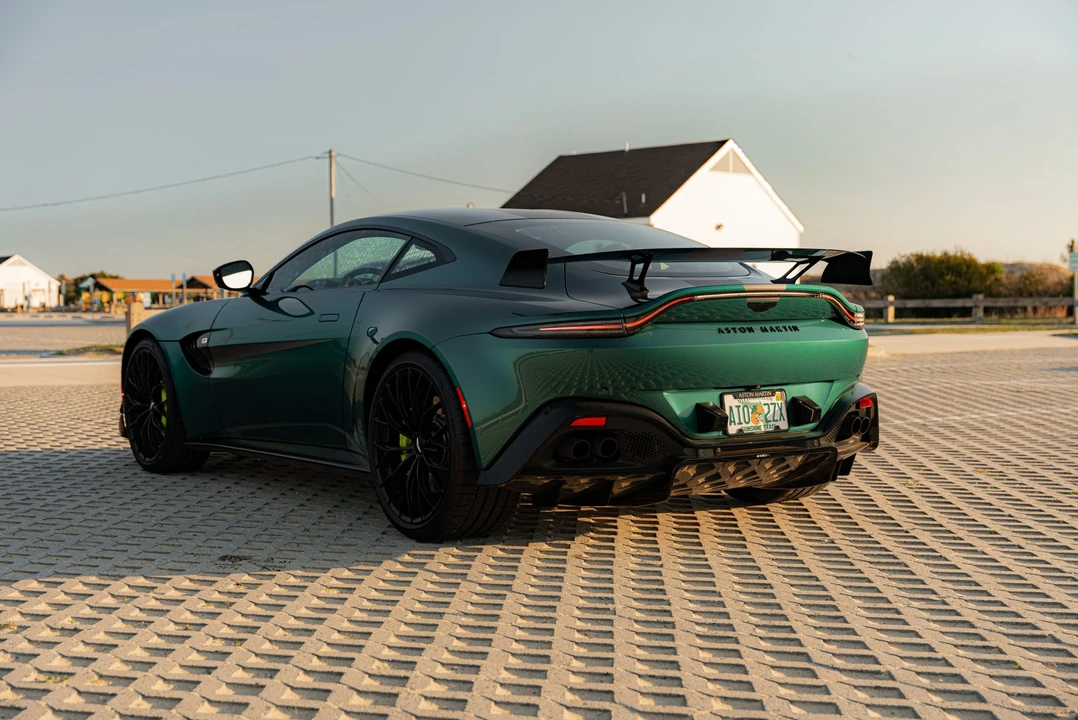 2023 Aston Martin V8 Vantage (2019+) - Image 6 of 31