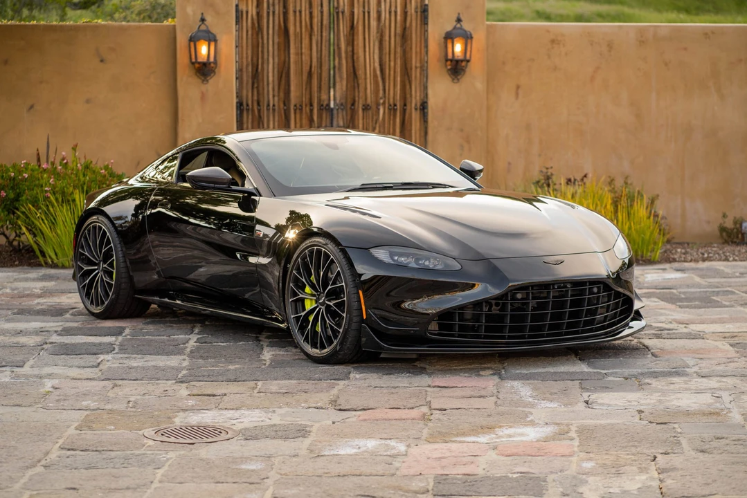 2023 Aston Martin V8 Vantage (2019+) - Image 16 of 31