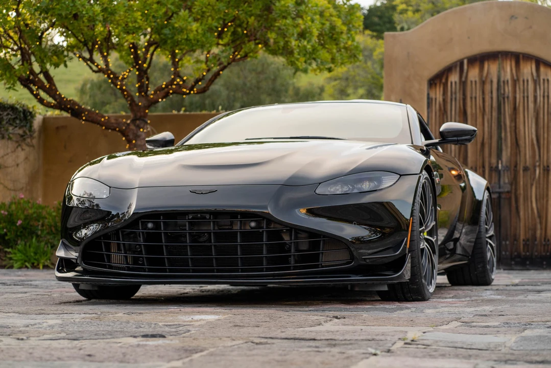 2023 Aston Martin V8 Vantage (2019+) - Image 10 of 31