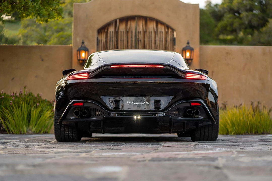 2023 Aston Martin V8 Vantage (2019+) - Image 28 of 31