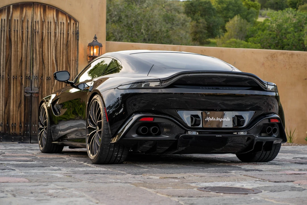 2023 Aston Martin V8 Vantage (2019+) - Image 29 of 31