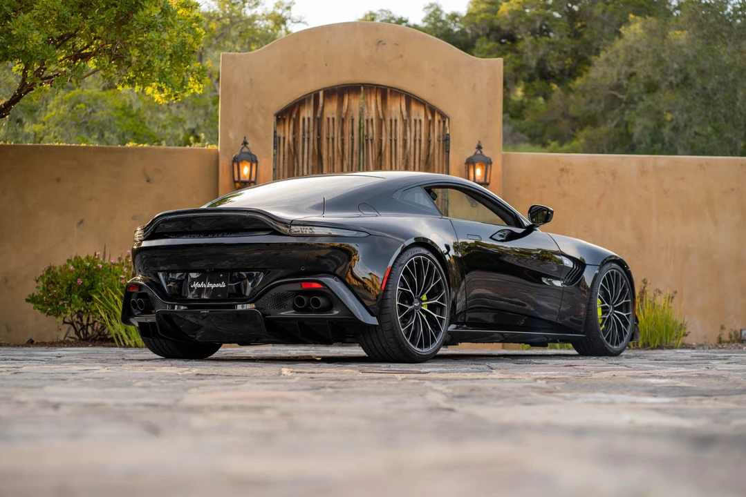 2023 Aston Martin V8 Vantage (2019+) - Image 21 of 31