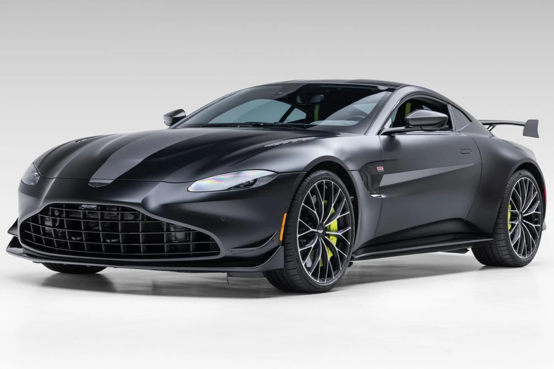 2023 Aston Martin V8 Vantage (2019+) - Image 1 of 31