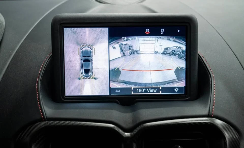 2023 Aston Martin V8 Vantage (2019+) - Image 15 of 16