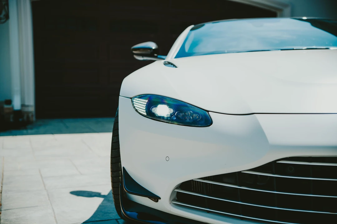 2023 Aston Martin V8 Vantage (2019+) - Image 14 of 31