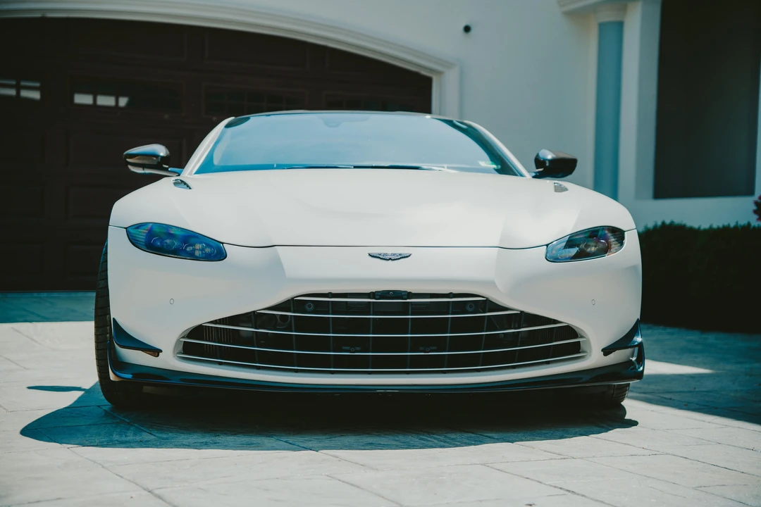 2023 Aston Martin V8 Vantage (2019+) - Image 6 of 31